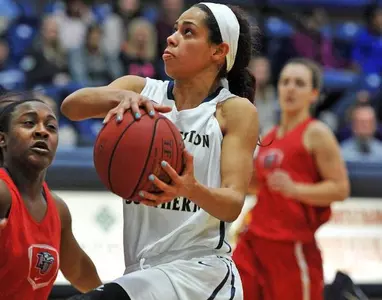 Buccaneers struggle to connect in road loss to Presbyterian Image