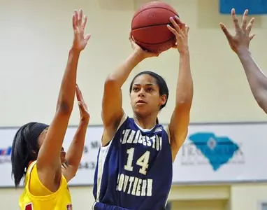 Jarvis' 17 not enough as Bucs fall to Winthrop in Big South action Image