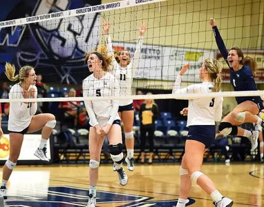 Complete team effort leads Charleston Southern past Radford; Bucs improve to 5-0 in conference play Image