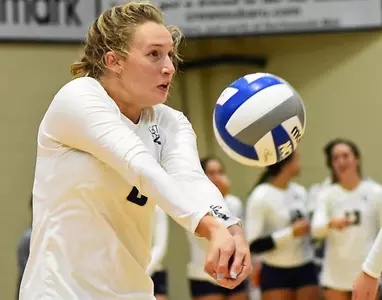 Buccaneers fall to High Point in straight sets Image