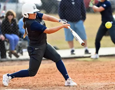 Buccaneers split on second day of the CSU Invitational Image