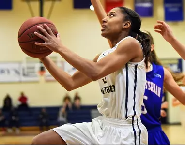 Bucs' fourth quarter comeback falls short in 64-62 High Point victory Image