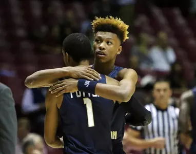 Keeling and Potter meshing in Bucs' backcourt Image
