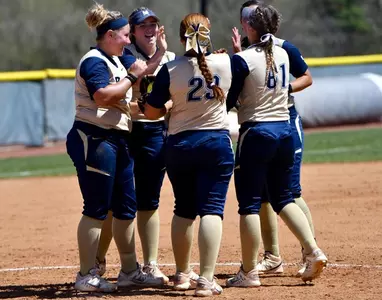 Complete game effort and big bats lead Bucs to series finale win at Radford Image