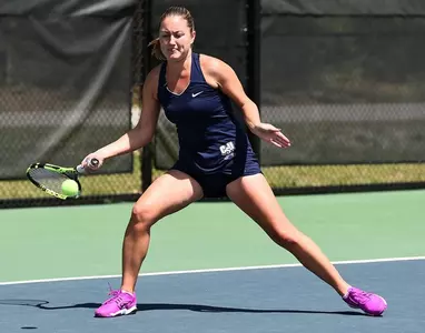 Buccaneers record 14th consecutive win with 4-3 decision over Mercer Image