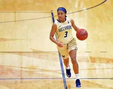 Cougars' hot-shooting too much Wednesday for Bucs Image