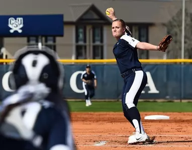 Buccaneers split with North Dakota on first day of Wingate by Wyndham Invitational Image