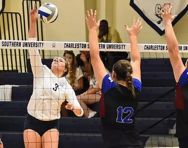 Buccaneers take straight-set win over Middle Tennessee State to open 2018 season Image