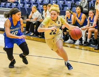 Bretches, Bucs snap Bulldog streak with 70-59 triumph Image