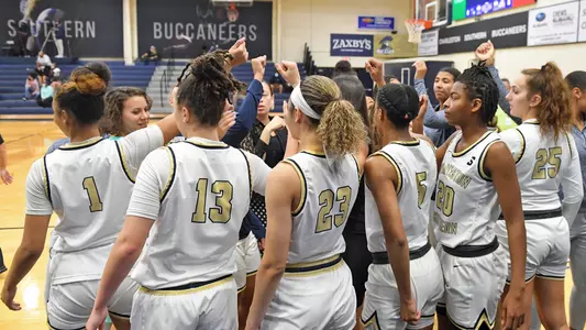 WBB huddle