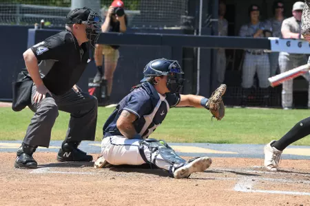 Game One Sees Two Hour Lightning Delay; Spartans Take Game One 10-7 Image