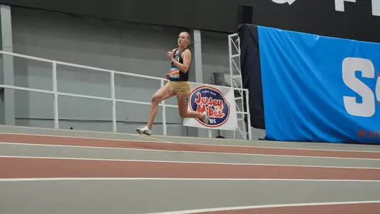 Women's 4x400m School Record Broken on Saturday at Virginia Tech Image