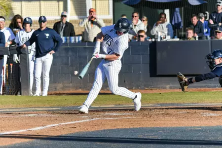Charleston, S.C. — Charleston Southern outfielder Gabe Gutter (7) at bat in Division 1 men’s baseball action between Charleston Southern University and Bucknell University on February 13, 2026, at Charleston Singleton Baseball Complex.
(Mandatory Credit: Arthur Ellis Photography)
