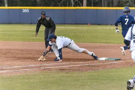Charleston, S.C. — Charleston Southern infielder Chandler Tuupo (31) makes the catch in Division 1 men’s baseball action between Charleston Southern University and Bucknell University on February 13, 2026, at Charleston Singleton Baseball Complex.
(Mandatory Credit: Arthur Ellis Photography)
