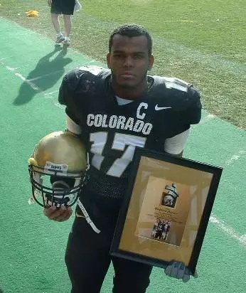 SENIOR MOORER WINS BUFFALO HEART AWARD