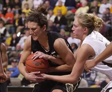 Colorado's Randie Wirt, left,