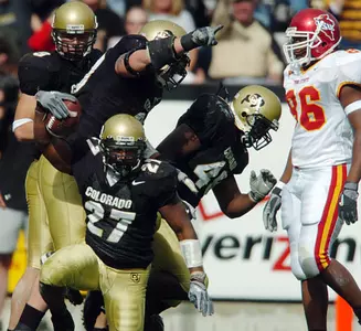 Colorado linebacker Brian Iwuh (27)