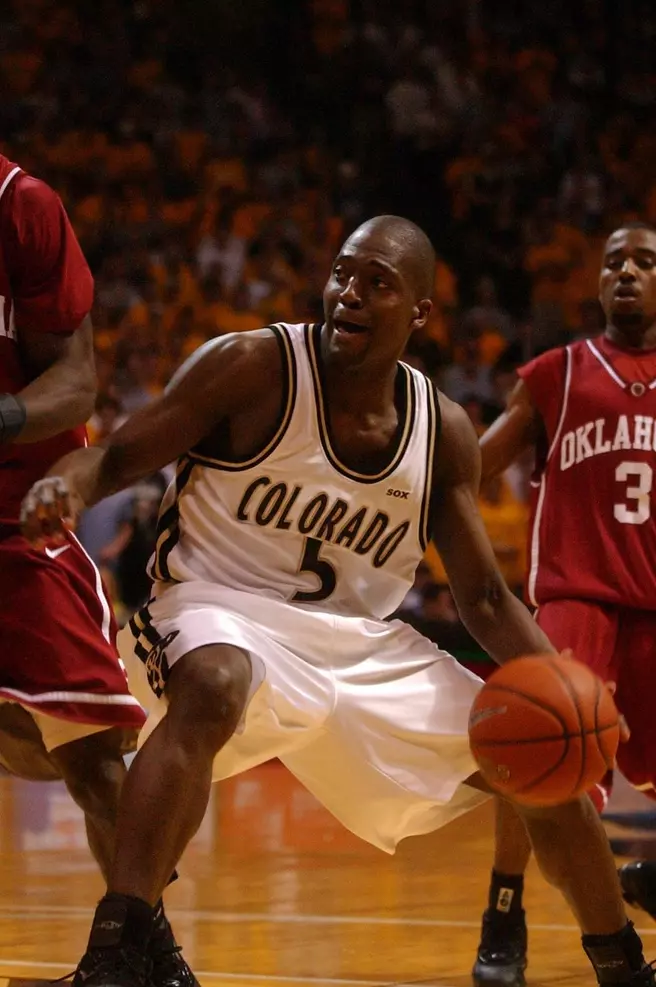 Men's Basketball Opens Regular Season Friday Night at Home