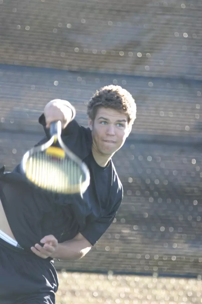 MEN?S TENNIS MOVES UP TO NO. 62 NATIONALLY