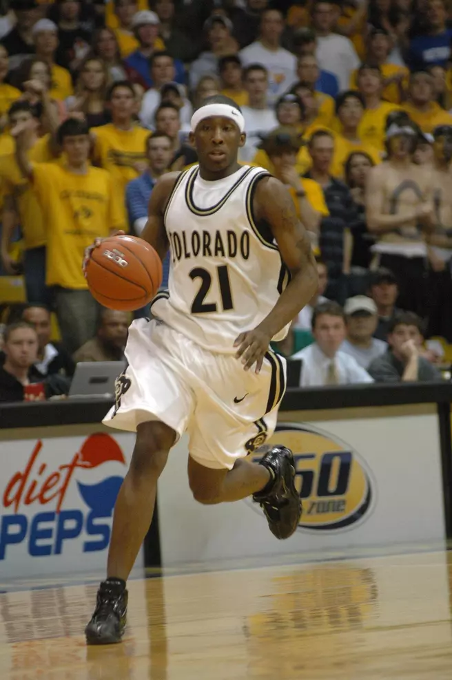 MBB Hosts Mizzou Saturday Morning