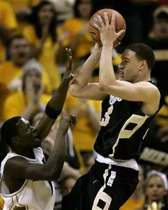 Roby and Copeland Combine in CU's Thrilling Victory at Mizzou, 74-71