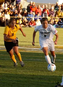 Soccer Advances to Second Round With Comeback Win Over Colorado College, 2-1