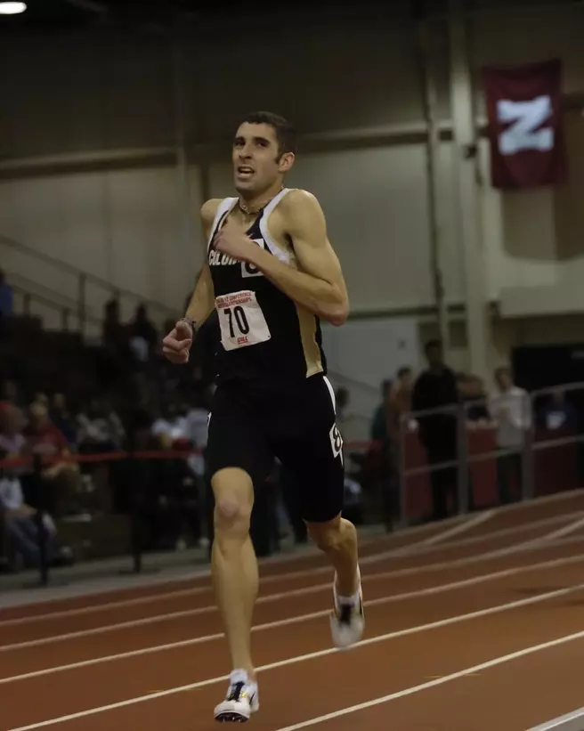 Pifer Advances To Finals In Mile