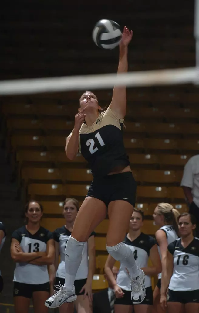 Volleyball Heads To Texas A&M