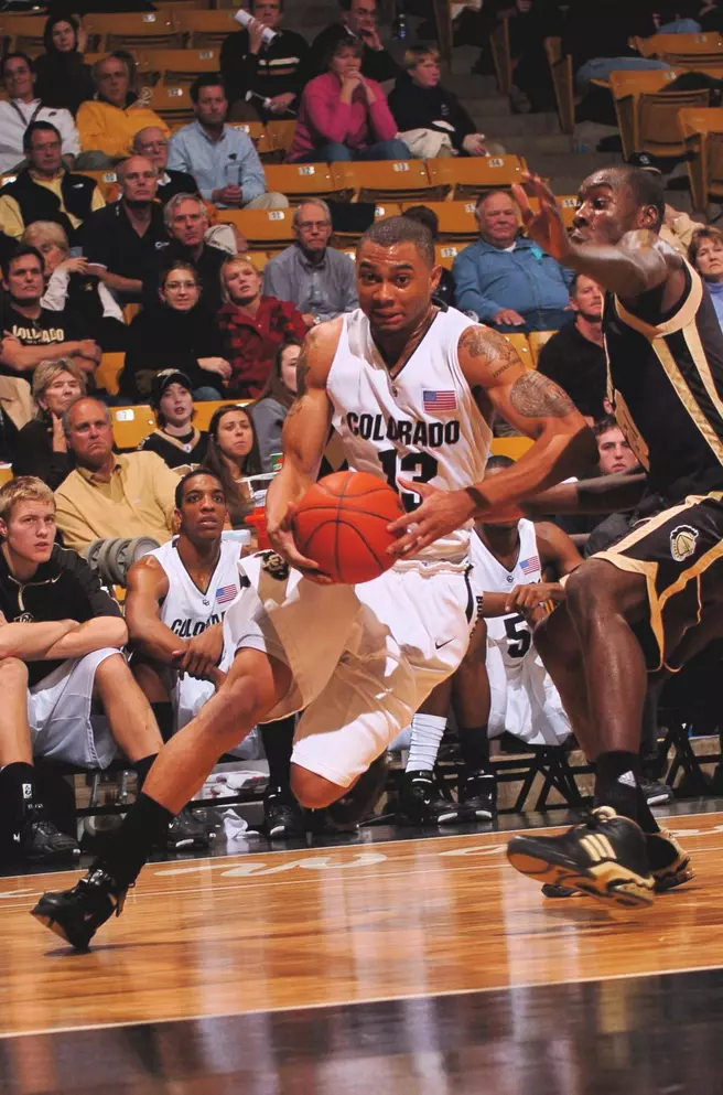MBB Hosts Missouri Wednesday Night