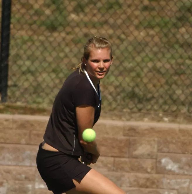 Tennis Closes Home/Regular Season This Weekend