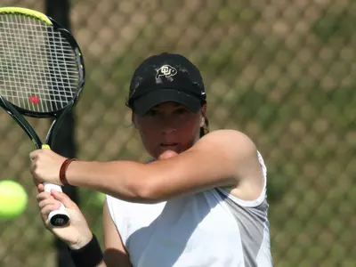 Esposito Wins Consolation Finals