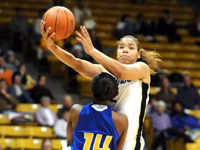 Buffs Pull Away From UMKC
