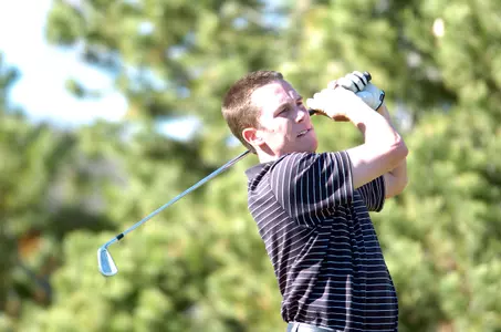 Golfers Finish 11th In Hawaii