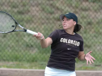 Tennis Drops 4-3 Decision