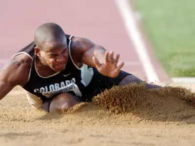 Charles and Begley Lead Buffs On Day 2