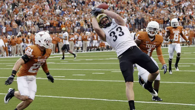 Texas Rolls In Second Half; Hansen New QB