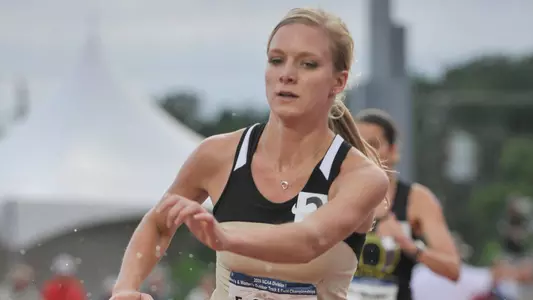 Emma_Coburn_23_16x9.jpg