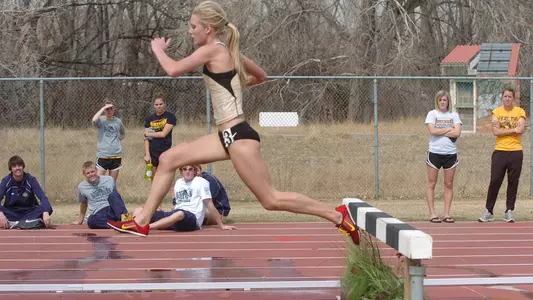 Emma_Coburn_21_16x9.jpg