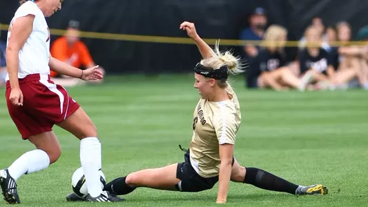 Barczuk, Amy_DU_090409_16x9.jpg