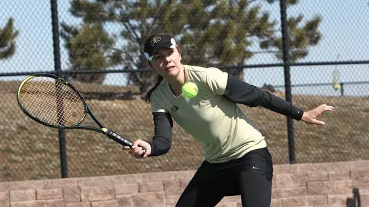 Tennis Rallies from 3-1 Deficit, Stuns K-State, 4-3
