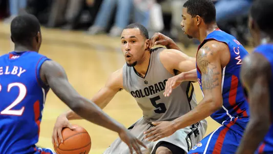 Buffs Hold On for Road Win at Texas Tech