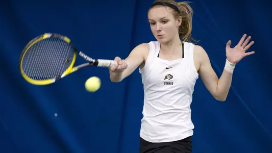 Tennis Competes On Day Two At LBSU Invite