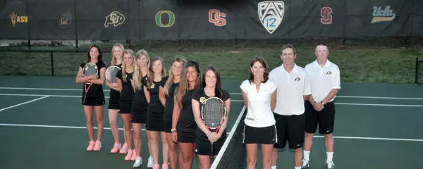 Tennis Hosting Meet & Greet This Sunday