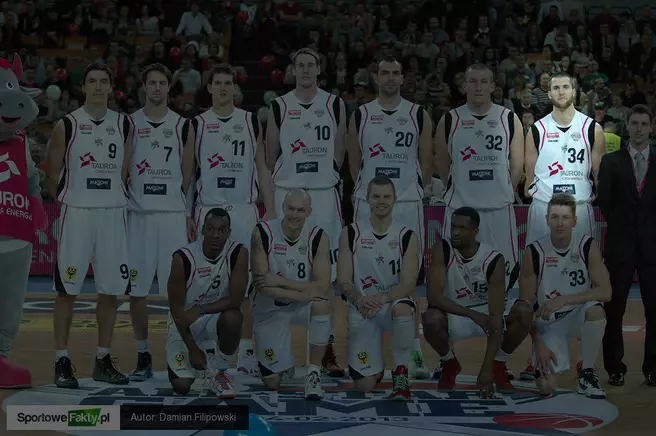 Dufault Bounces Around Czech League, But Finds Niche