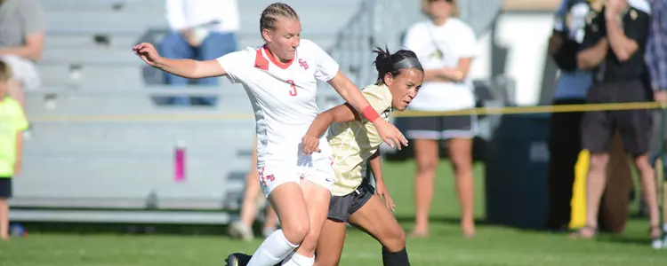 Soccer Drops Tough Match To No. 24 Washington State