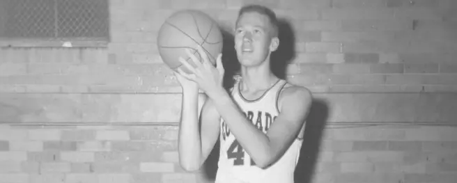 Former Great Ken Charlton Inducted Into Pac-12 Class