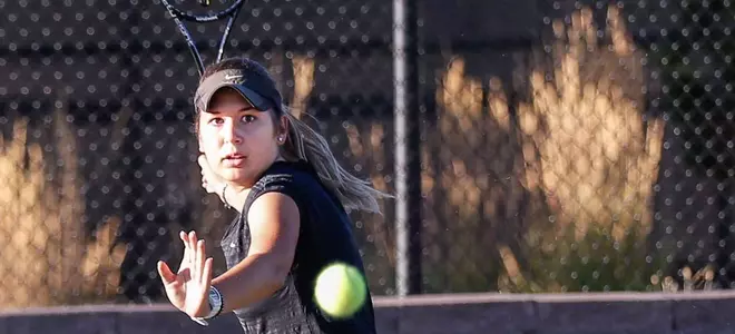 Tennis Squad Impressive On First Day Of Mountain Regional