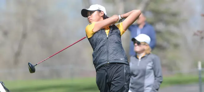 Lee,-Esther-2015-PAC12-CG-(2).jpg