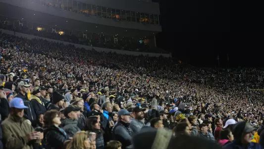 crowd vs. utah 2016