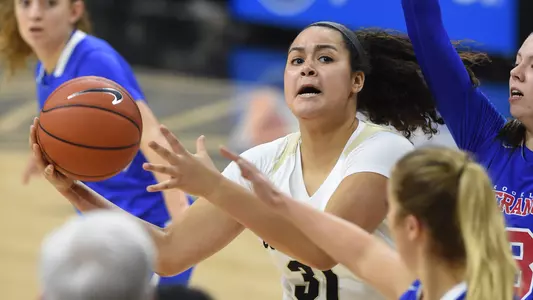 zoe beard-fails vs. st. francis brooklyn 2016